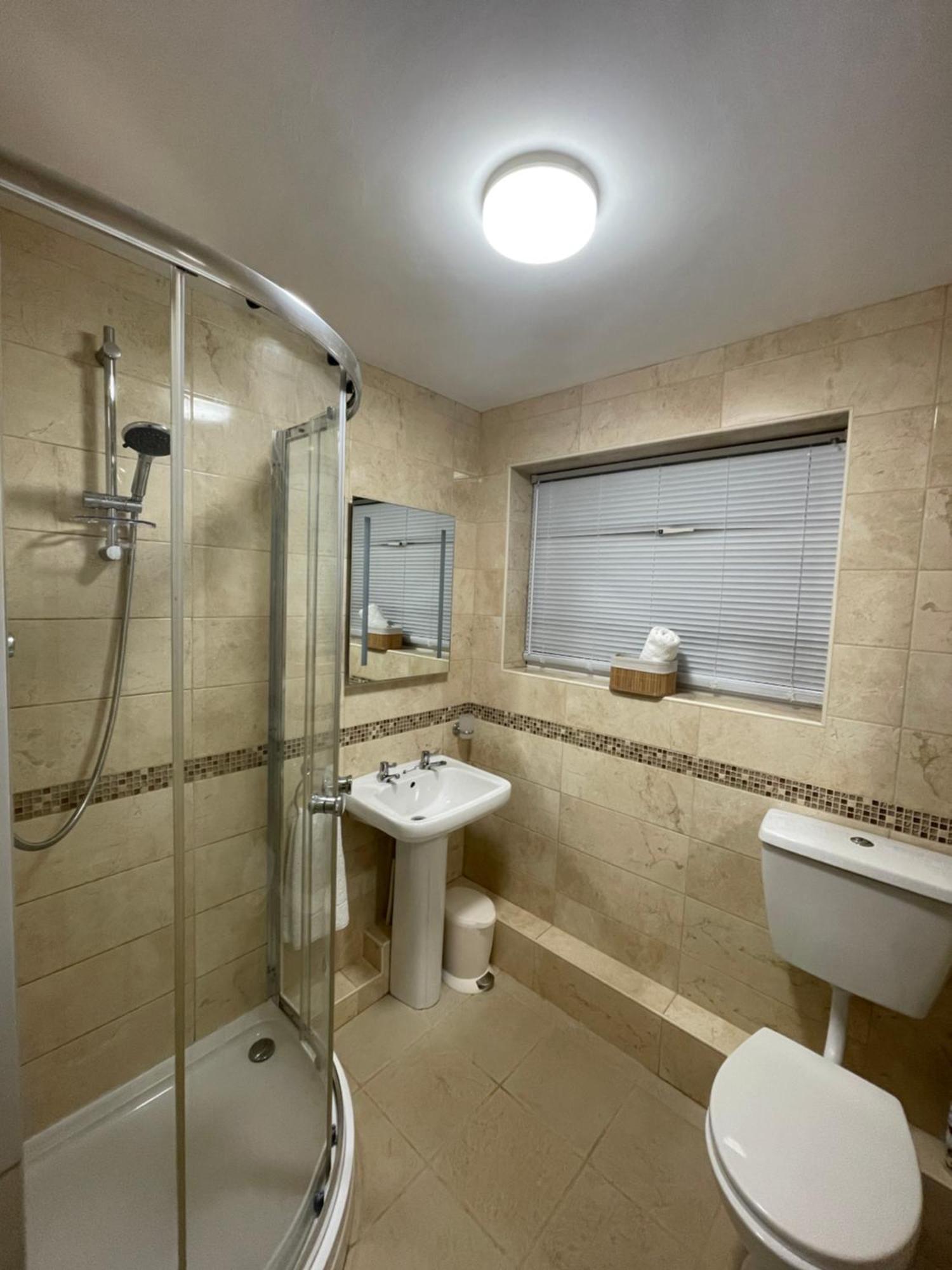 Look No Further Gorgeous Newly Renovated Contemporary Chalet Sandown Bay Holiday Centre Esterno foto